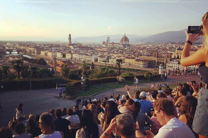 1-Hour Guided Tuscan Wine Tasting in Florence - What the sommelier adds