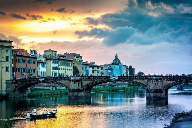 2-Day E-Bike Tuscany Tour with Meals, Wineries, and Farmstay - Small groups, guides, and the value of local help