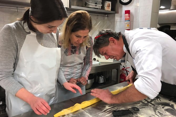 4 - Courses Dinner Interactive Cooking Lesson In Florence - The chefs make the difference