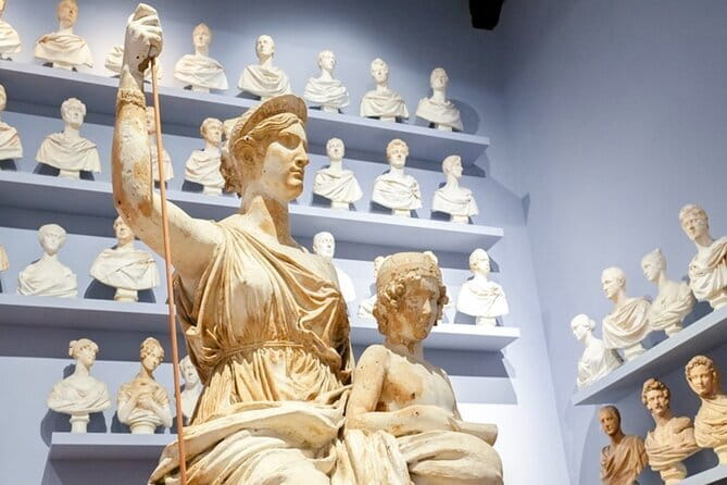 Academia Gallery: Statue of David Evening Tour - Why an evening visit changes the Accademia