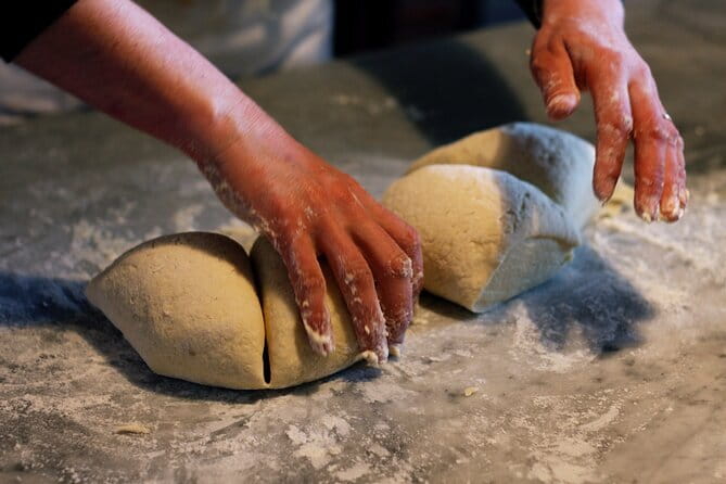 Authentic Culinary Experience in a Tuscan Family Estate - Coffee, cake, and the first kitchen lesson