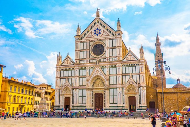Basilica Santa Croce: Walking Among the Masters of Florence - Donatello’s Crucifix and Brunelleschi’s Chapel