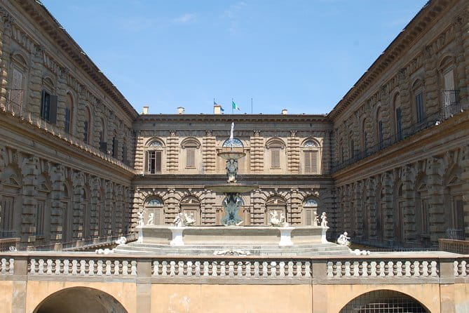 Best of Florence: Small Group Tour Skip-the-Line David & Accademia with Duomo - Piazza della Signoria and the old seat of Medici power