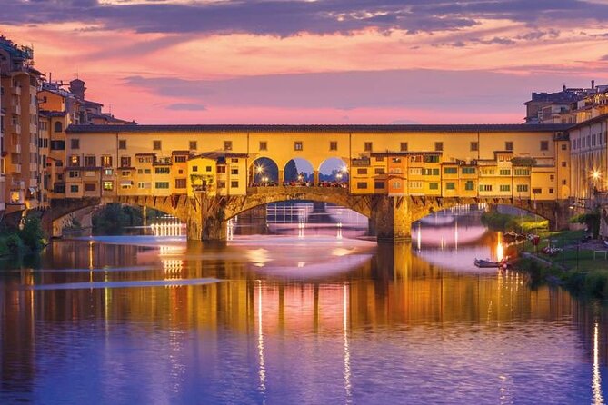Best of Florence: small group walking tour - Crossing Ponte Vecchio