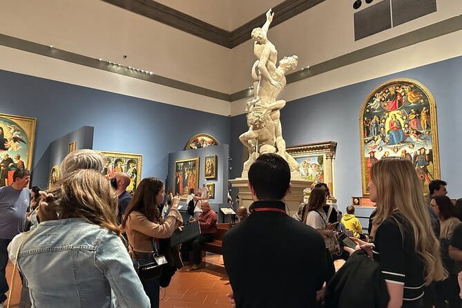 Best of Florence Tour with Uffizi and David - Brunelleschi’s Dome dominates the Duomo
