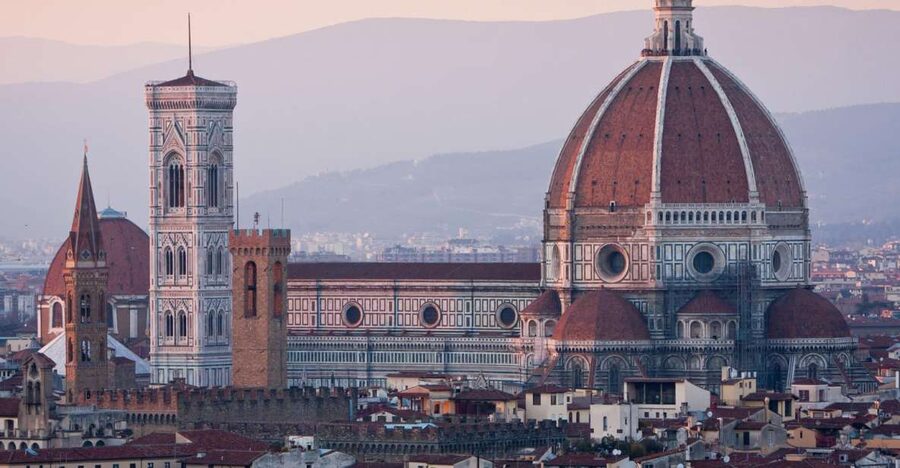 Best of Italy: 5-Day Escorted Tour from Rome - Day 1: Assisi, Siena, and Florence in one long day