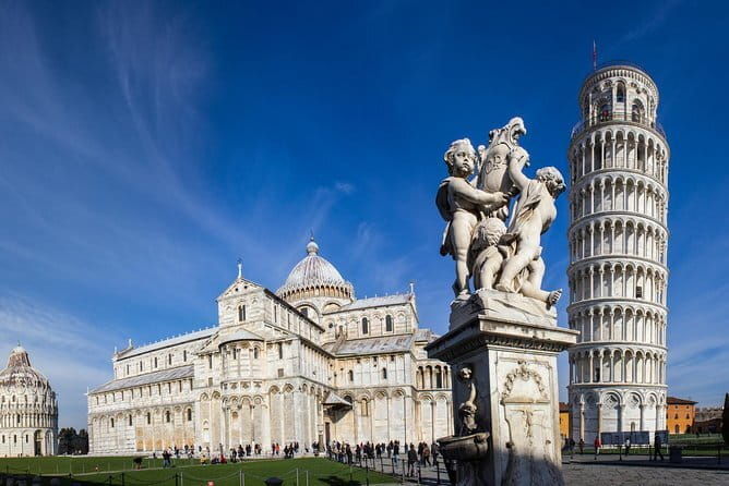 Best of Pisa, Lucca, Volterra: Small Group Tour from Florence - What this Florence day trip is really trying to do