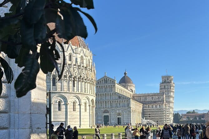 Best of Tuscany: Siena, San Gimignano & Winery Tour with Lunch - What the pace feels like over nine hours