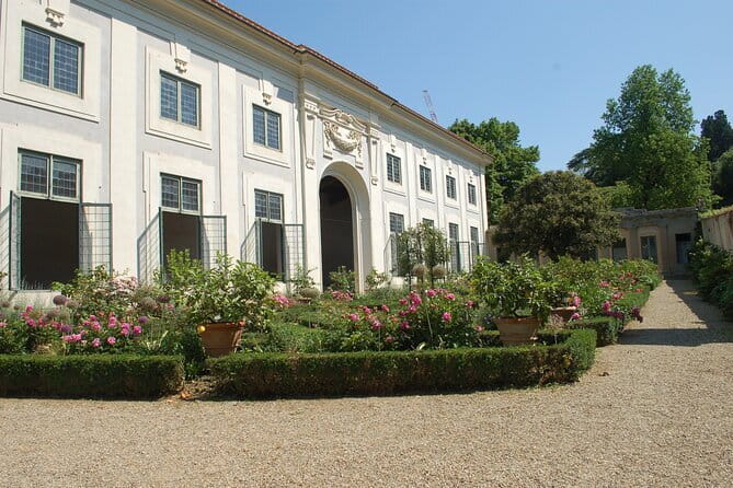 Boboli & Bardini Gardens: The Green Heart of Florence - Boboli Gardens: Medici paths, plants, and outdoor art