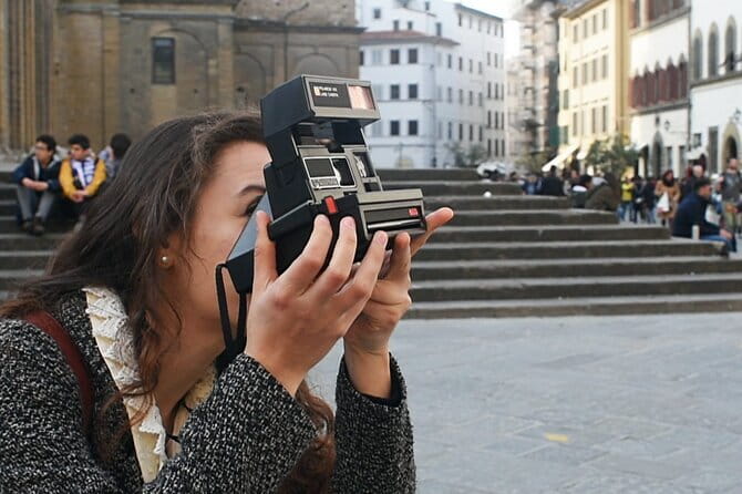 Capture Florence on Polaroids: Vintage Photo Tour - Ponte Vecchio: an icon with limited film