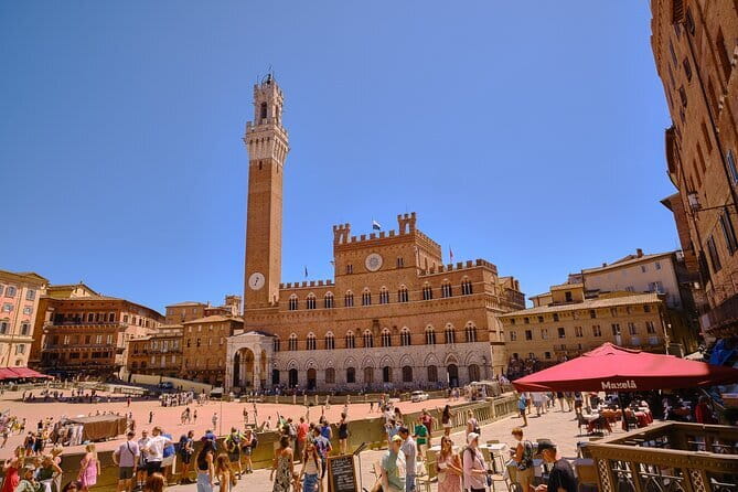 Chianti Delights: A Tale Of Two Wineries With A Vineyard Dinner - From Florence to Siena in the golden afternoon