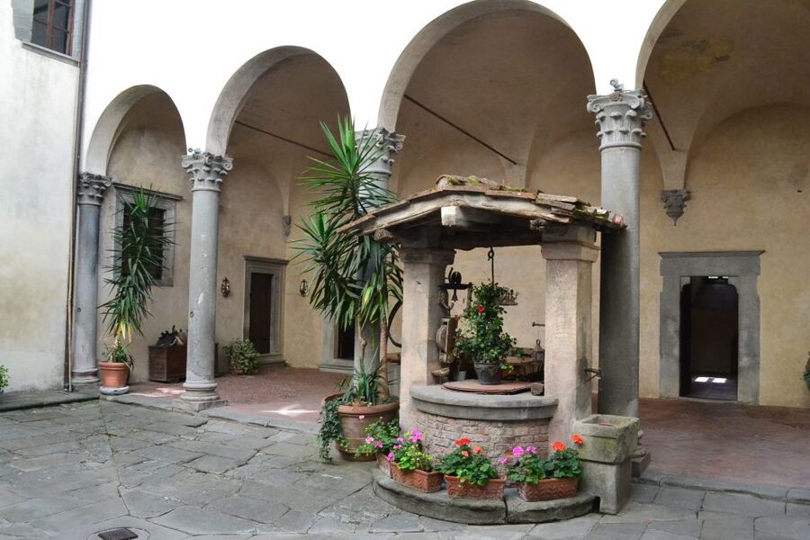 Chianti Rufina: Wine Tour in Castle & Historical Villa - The afternoon winery in the Chianti hills