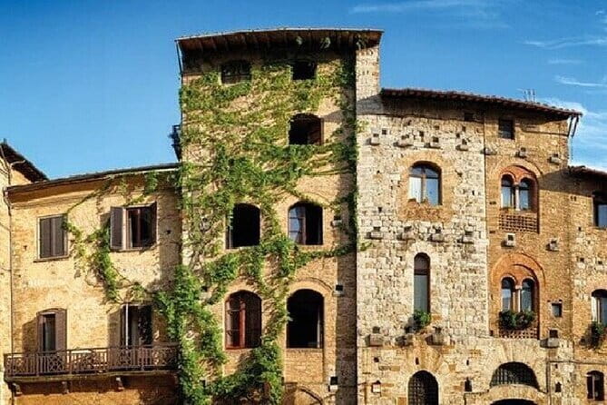 Chianti, San Gimignano and Siena Full Day Trip with Wine Tastings - Four famous stops packed into one Tuscan day