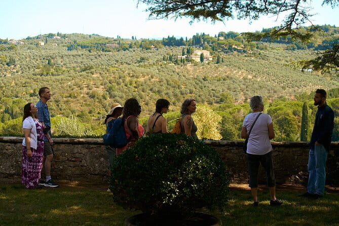 Chianti Wine Tour with Tastings Semi-Private Experience - The guide makes the difference
