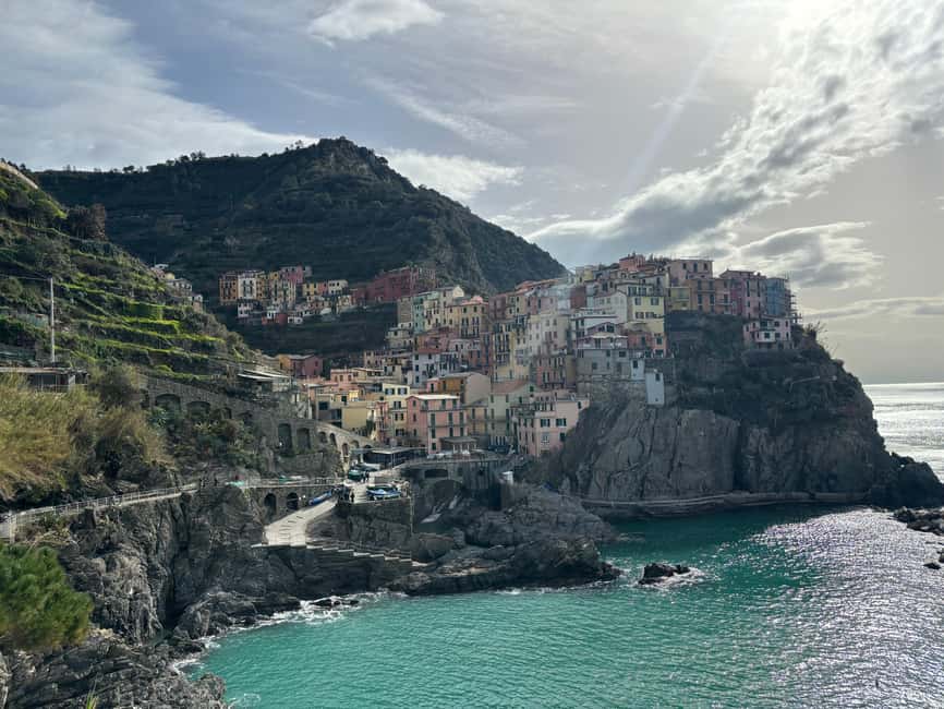 Cinque Terre: Full-Day Private Tour from Florence - What the driver escort adds