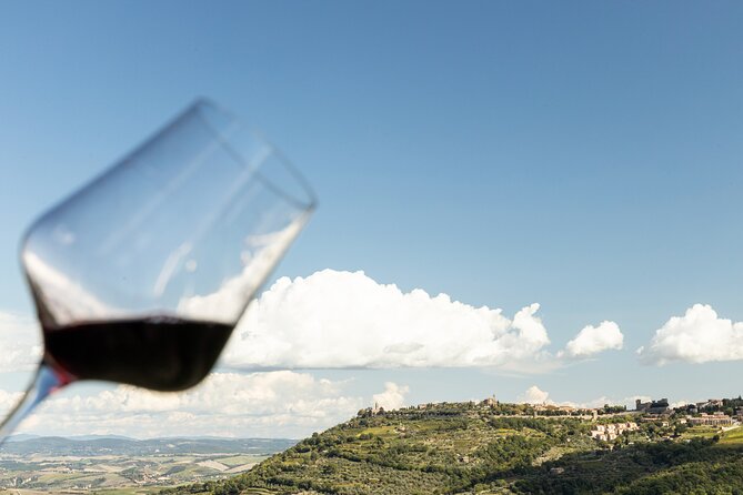 Classic Wine Tasting in Montalcino - Hospitality can shape the whole visit