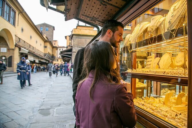 Complete Florence Full Day Guided Tour Uffizi David & walk Pickup - Walking from Piazza della Repubblica to the Duomo