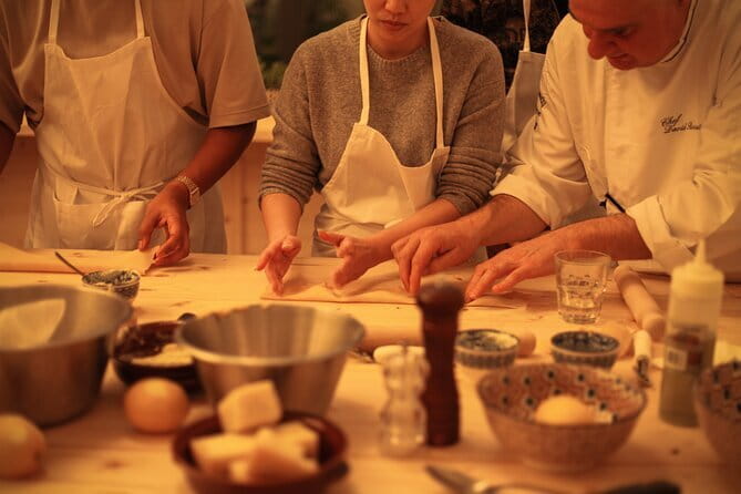 Cooking Art Brunelleschi with Unlimited Wine - Flour, eggs, and the Florentine setting