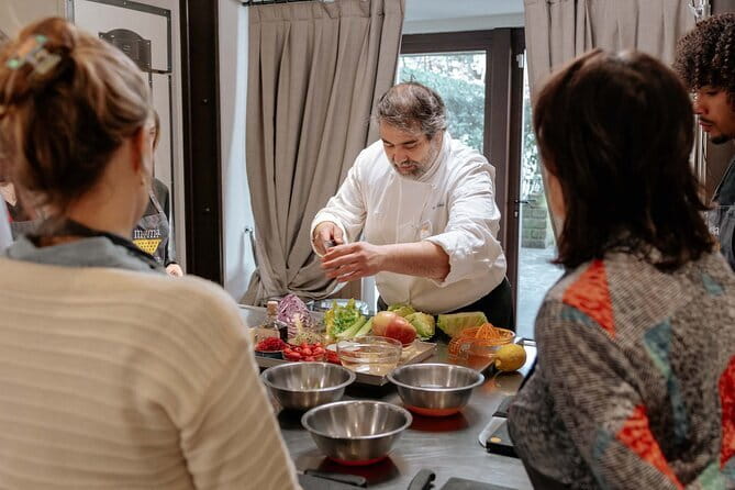 Cooking Class in a Florentine Villa with Transfer for small group - Should you book it?