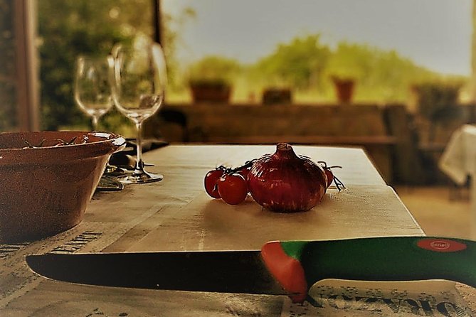 Cooking Class in a Real Tuscan Farmhouse - Cooking in a farmhouse above Radda in Chianti
