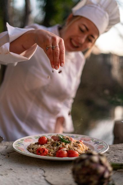 cooking pasta class - Cooking bistecca alla fiorentina over wood fire