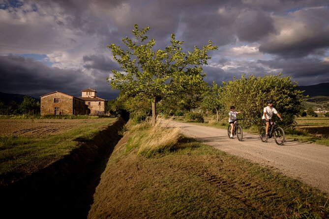 Cortona - Easy guided eBike tour around the Etruscan City. - Bramasole, the villa made famous by film