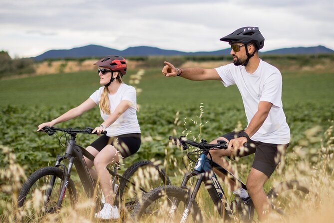 Cortona - Easy guided eBike tour around the Etruscan City. - Starting in Cortona at Via Dardano