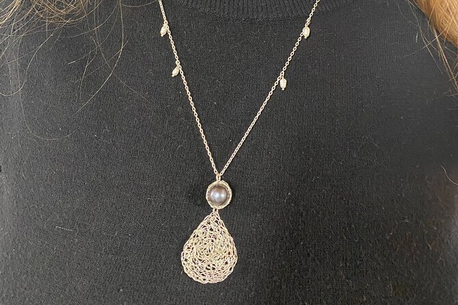 Create your own Jewellery in Florence - Who will enjoy this most