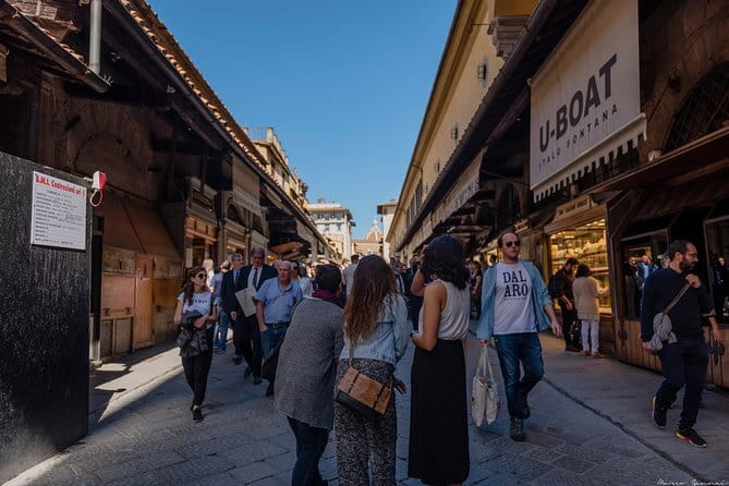 David and the highlights of Florence. - Republic Square and the city’s public life