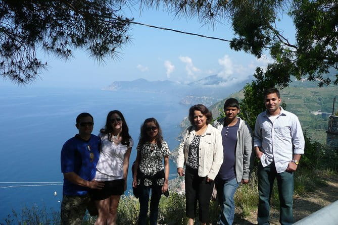 Day trip to Cinque Terre by Deluxe minivan & Hiking - Key points to know before you book