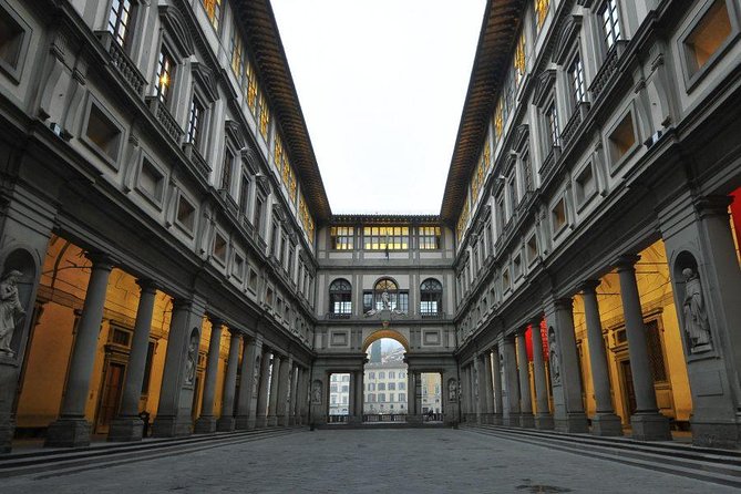 Early Access Guided Uffizi Gallery Tour Skip-the-Line Small Group - The value of staying after the guided visit