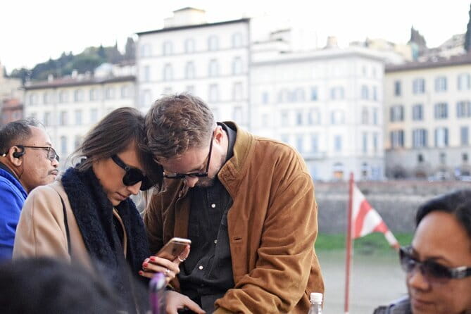 Exclusive Private Photoshoot in Florence - Piazza della Repubblica and the city-center walk