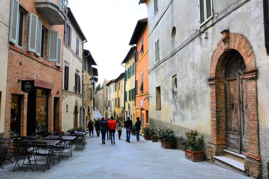 Exclusive Val d’Orcia Full-Day Wine Tour from Florence - Should you book it?