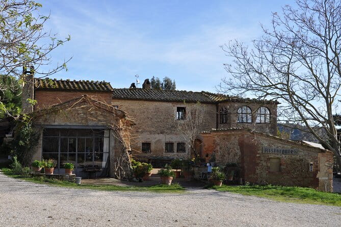 Exclusive Val d'Orcia Tour from Florence - A cinematic universe - Below the streets on Via di Gracciano nel Corso