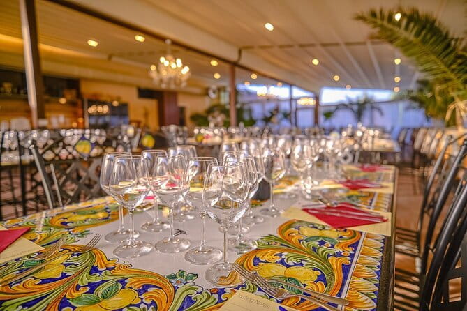 Exclusive Winery Tour with Tasting and Dinner in Chianti vineyard - Why this Chianti evening feels different