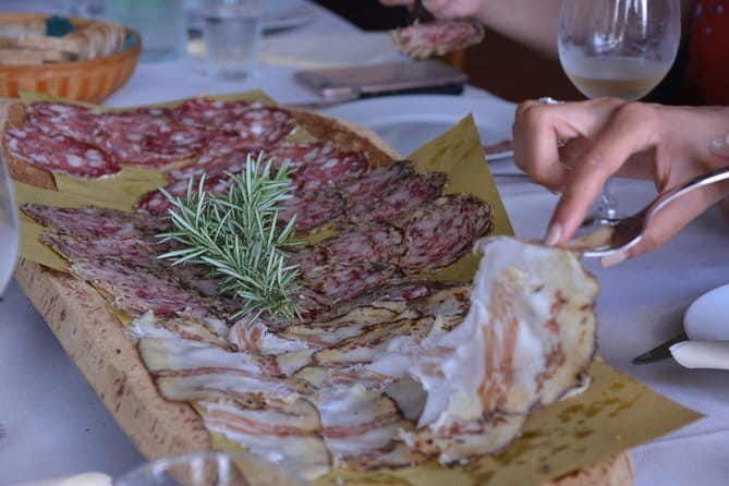 Experience Chianti & Cheese w/ 3 wineries & dairy visit—max 8 pp - Booking timing and the cancellation risk