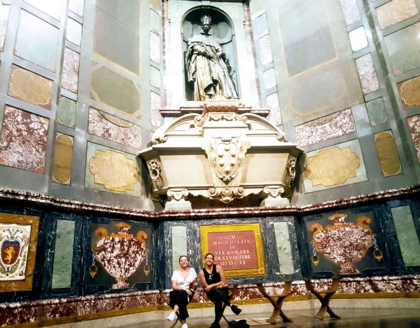 Express Florence and Medici Chapel and Michelangelo Tour - Starting at Neptune’s Fountain in Piazza della Signoria
