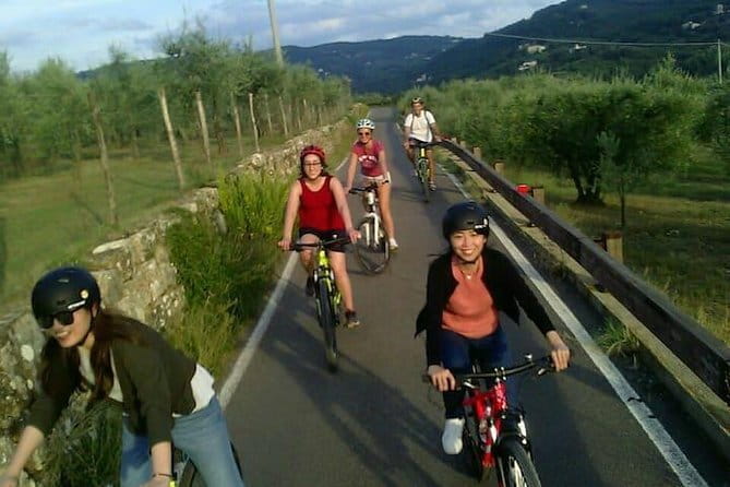 Fiesole: Tuscan Countryside Half Day E-Bike Tour & Farm visit - Fiesole’s viewpoints, roads, and old stories