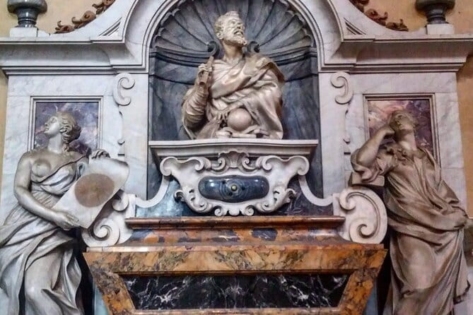 Florence: 1.5-hour Santa Croce Guided Experience - The Gothic interior and the Franciscan story