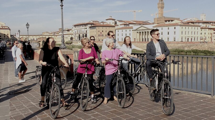 Florence: 2-Hour Guided Bike Tour - Key points to know before booking