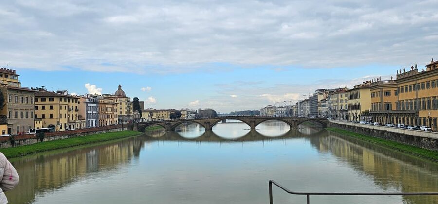 Florence: 2-Hour Guided Bike Tour - Piazza della Repubblica and the changing city