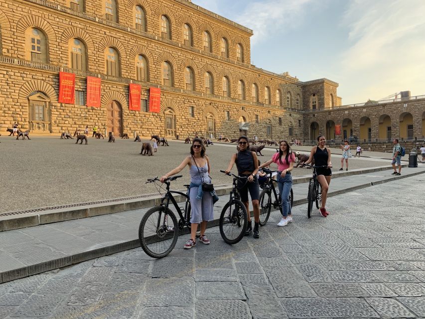 Florence: 2-Hour Guided Sightseeing Bike Tour - The Duomo and Piazza della Repubblica