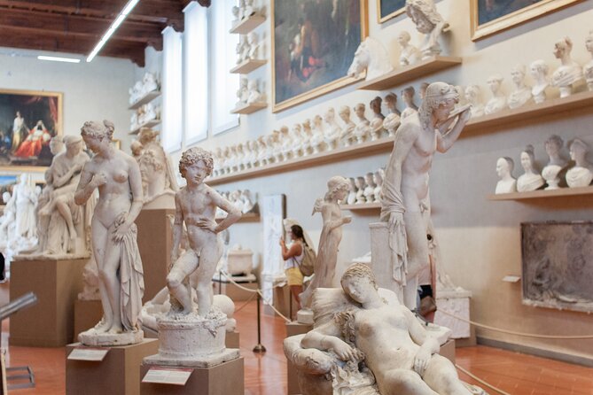 Florence Accademia Guided Tour – Shared, Private & Combo Options - The guide can make or break the visit