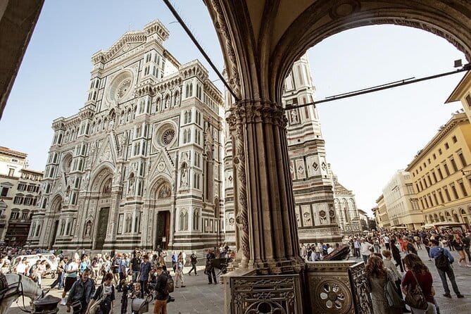 Florence Airport (FLR) to Florence hotels - Arrival Private Transfer - Cancellation and booking details worth noting