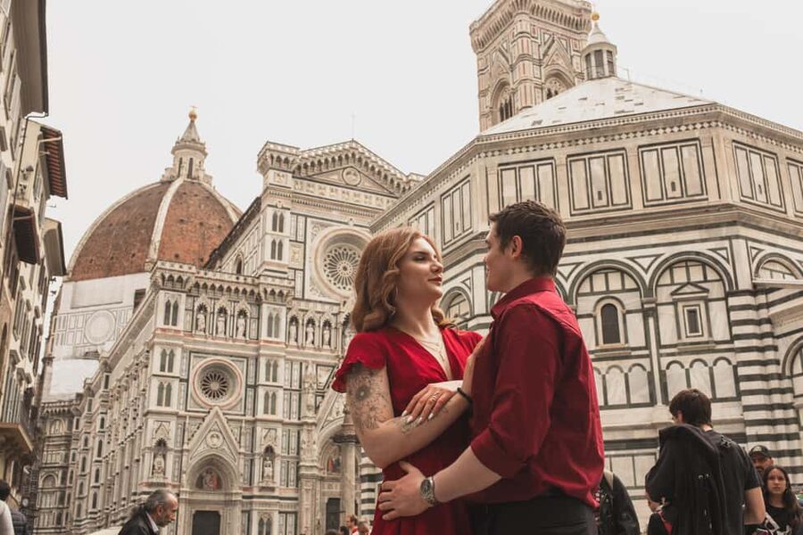 Florence: Amazing Photoshoot at the Duomo! - Who should book this experience