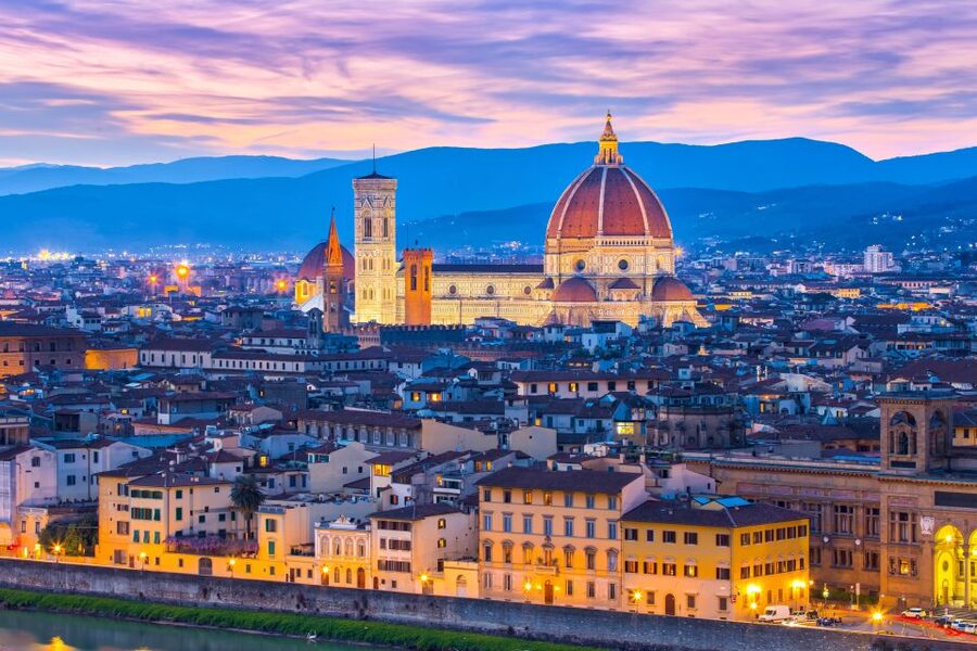 Florence at Night Bike Tour with Wine and Aperitivo Picnic - Who should book this evening ride