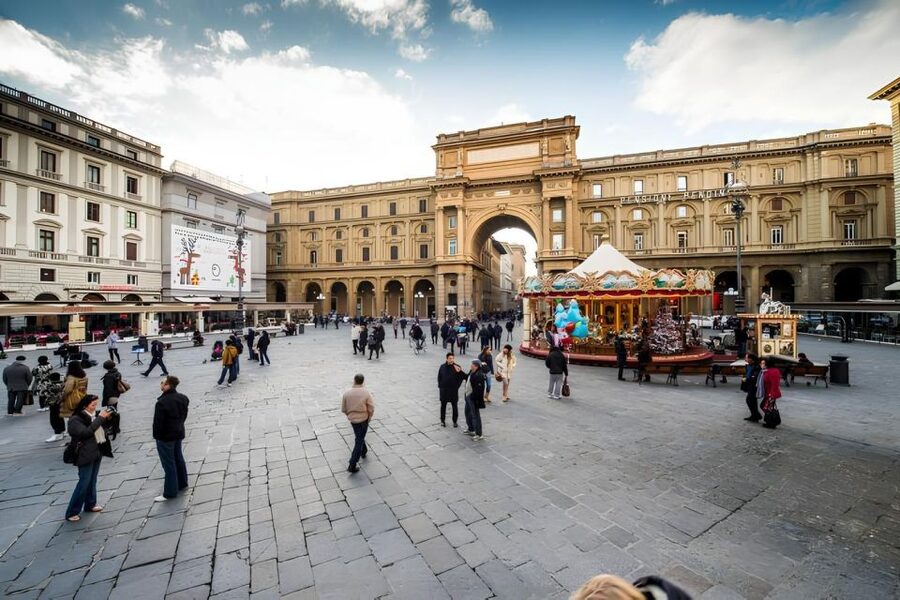 Florence: Audio Guided Walking Tour led by Tour Leader - What this Florence walk is really designed to do