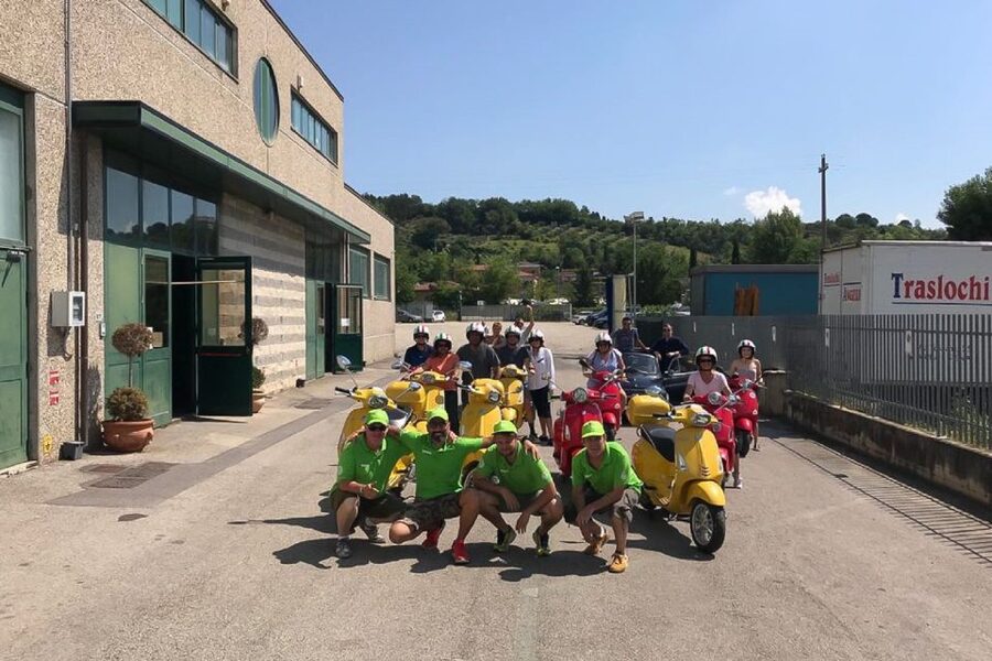 Florence/Badesse: Tuscany Group Vespa Tour with Wine Tasting - A pause in Castellina in Chianti