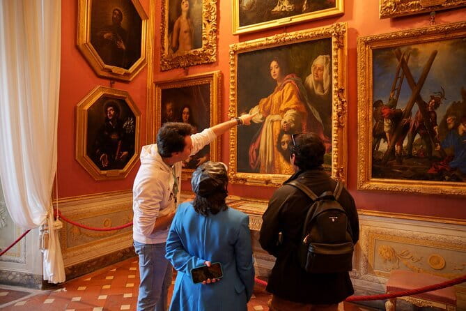 Florence By Night 2-hour Walking Experience - Guides, headphones, and group size