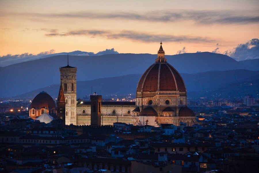 Florence by Night: 2-Hour Walking Tour - Key points at a glance
